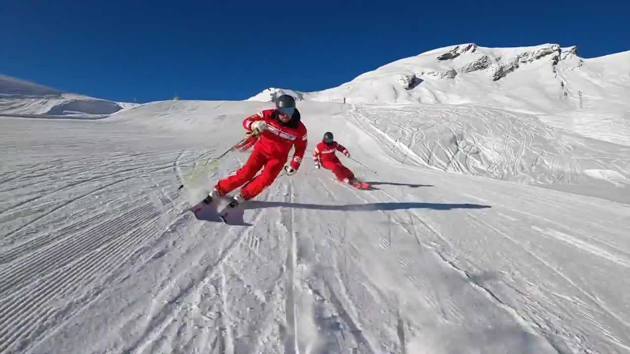 冰川滑雪场怎么跑才能稳拿第一？