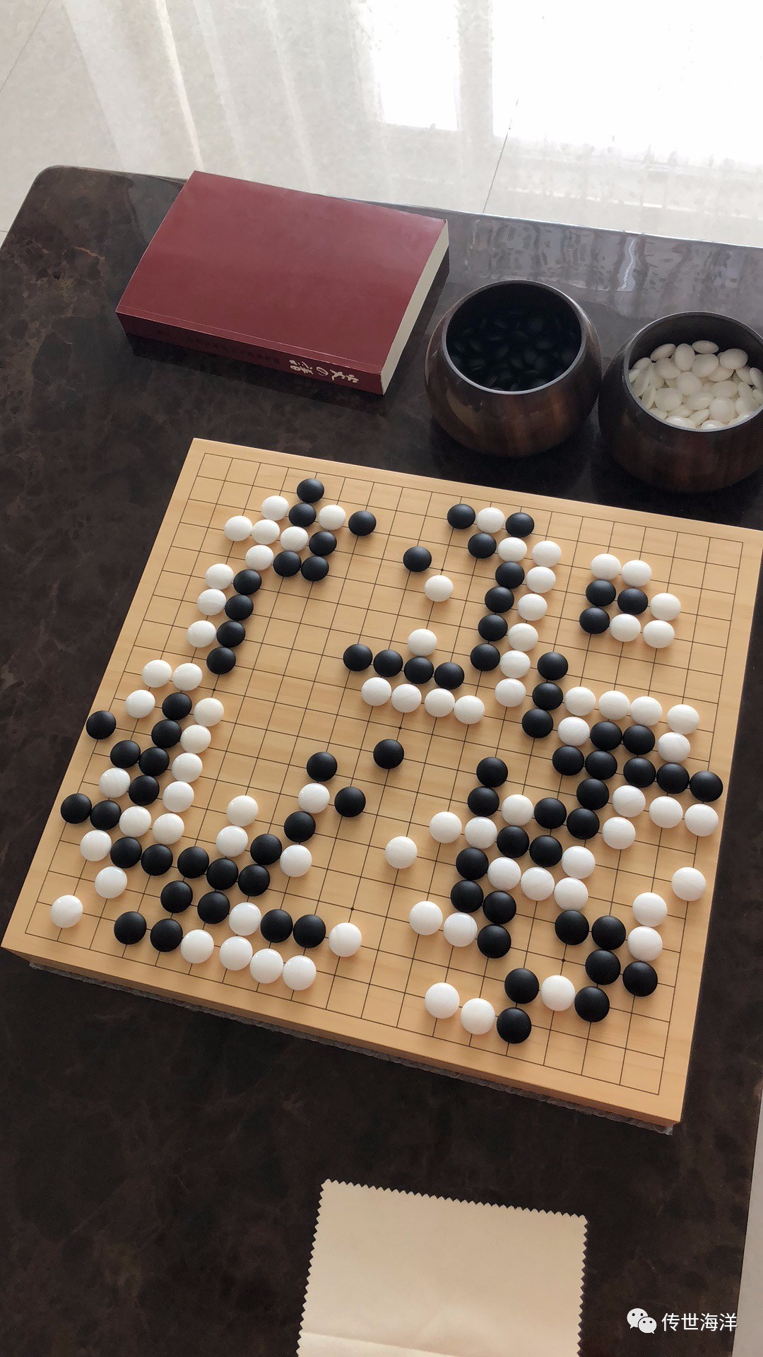 高考作文与围棋的博弈之道,如何在考场布局中实现思维突围