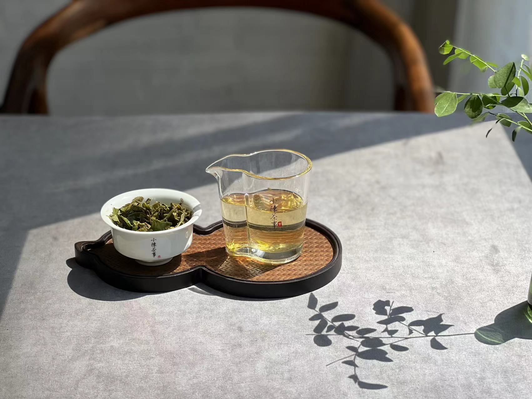 泡茶用玻璃杯_杯泡茶玻璃好还是水好_玻璃杯泡茶好吗?